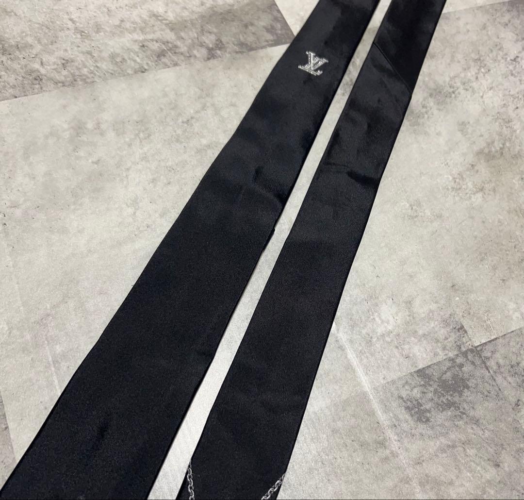 LOUIS VUITTON ネクタイ ハイブランド LVロゴ ソリッド 箱付き