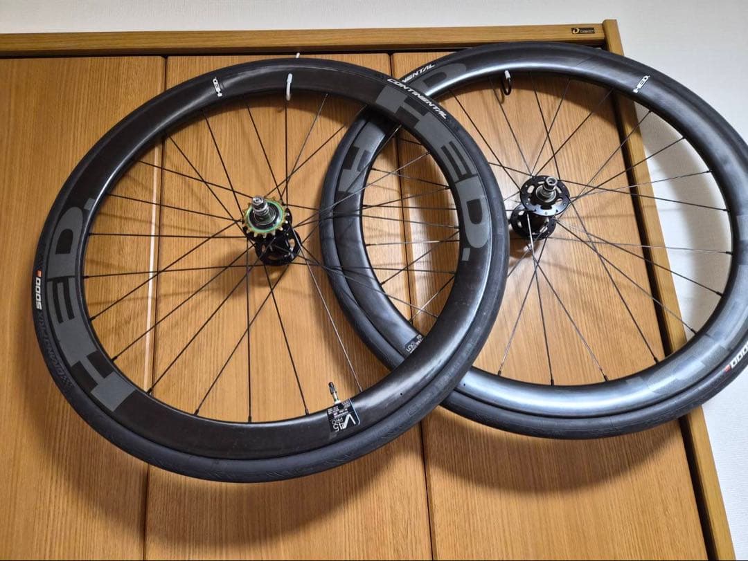 HED.x BROTURES VANQUISH PRO V45 TRACK　前後