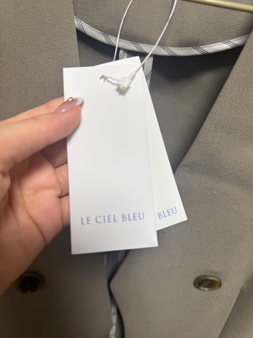 [最終値下げ]ふじあみさん着用【ルシェルブルー】カーブラインジャケット36サイズ