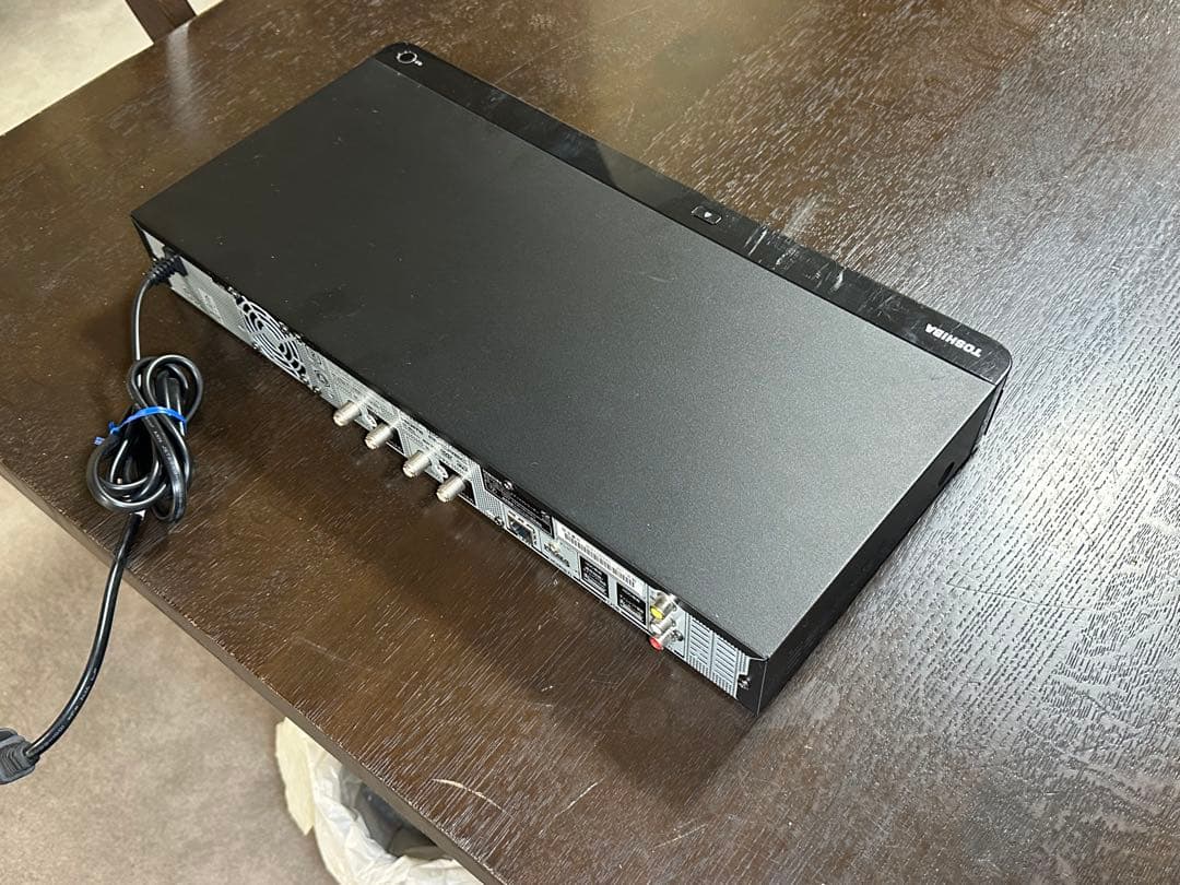 TOSHIBA DBR-M1007 REGZA ブルーレイレコーダー