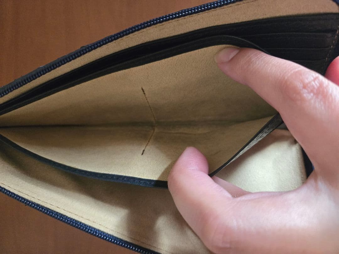 本日限定！！ATAO　リモ　 パイソン　ネイビー 長財布