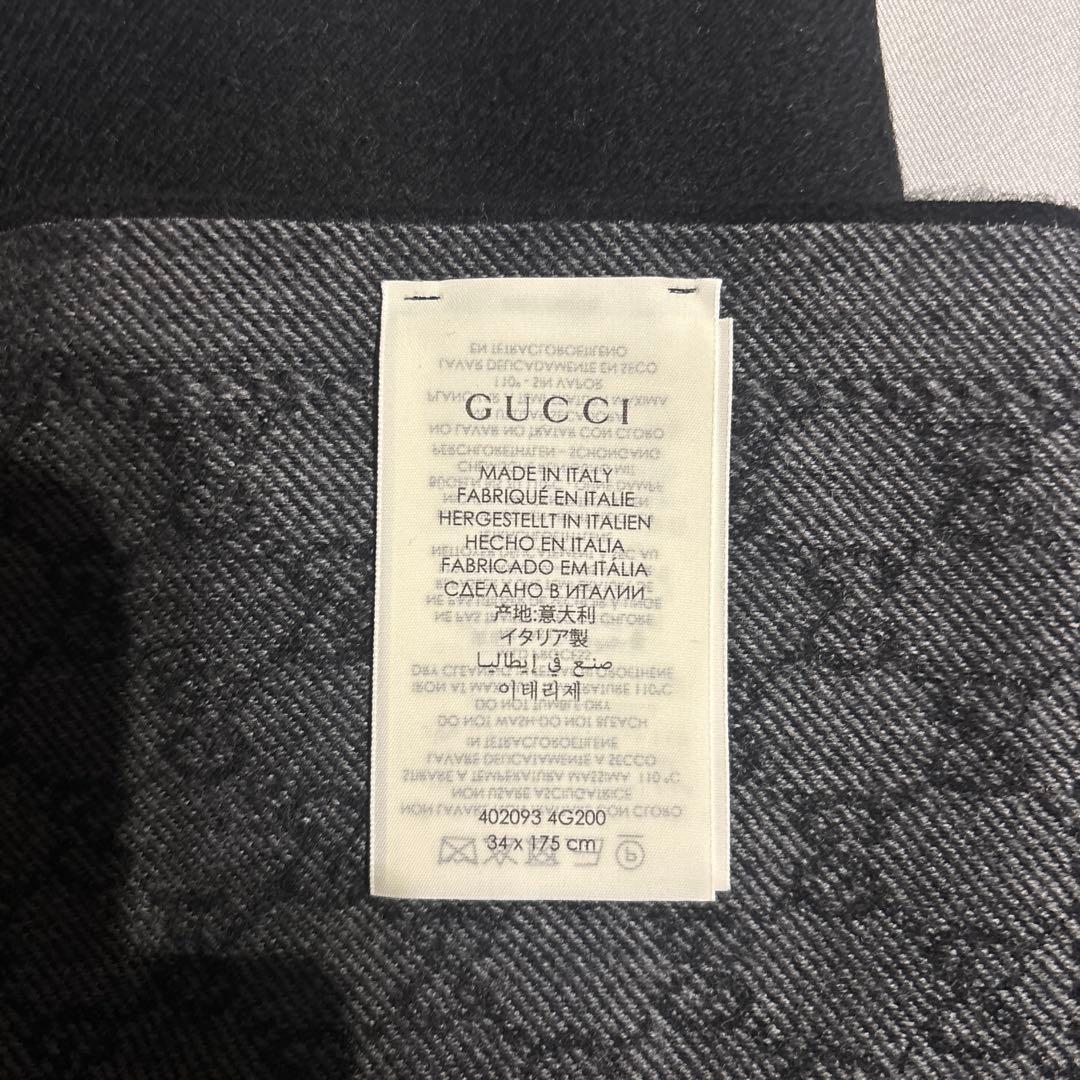 GUCCI 新品　マフラー