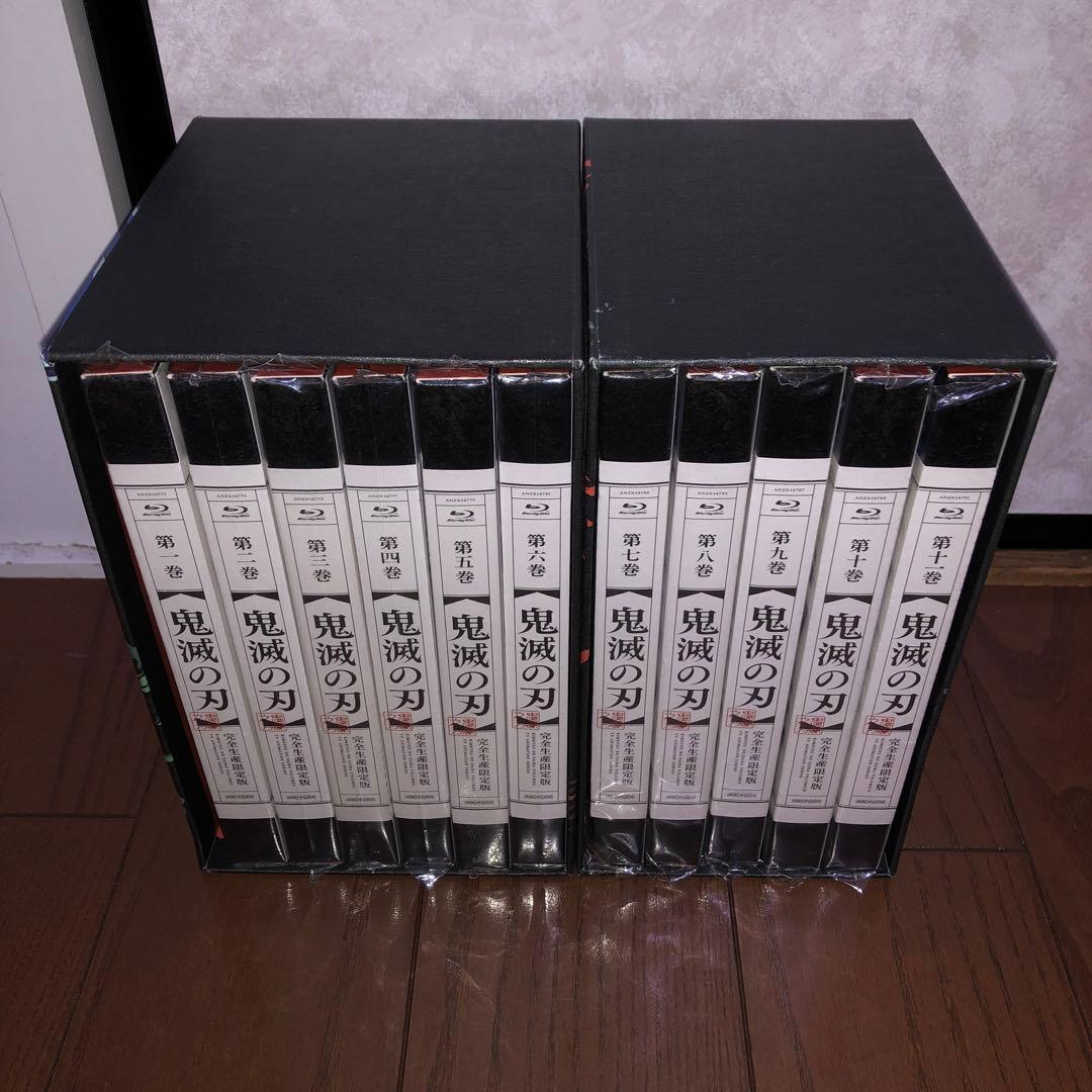 Blu-ray鬼滅の刃　立志編　完全生産限定版　BOX付き　120800004