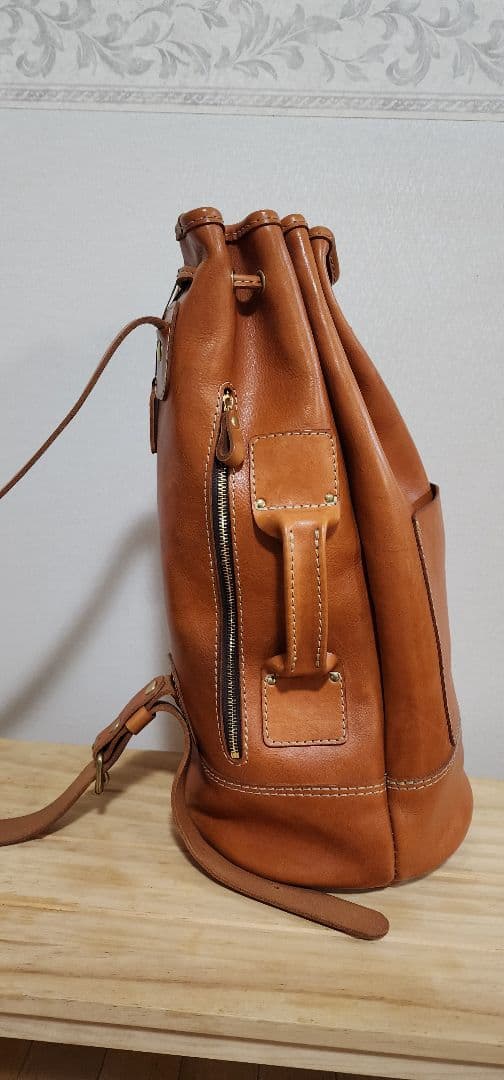 HERTZ　ソフトレザーのボンサック