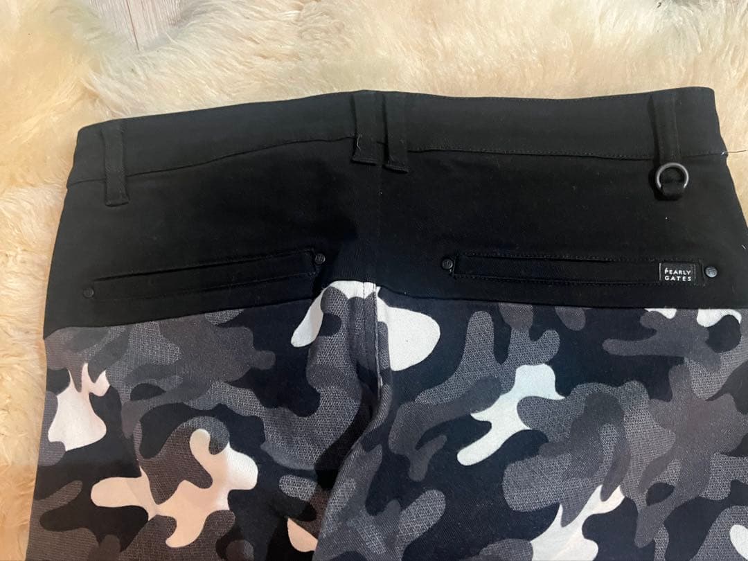 PEARLY GATES グレー系迷彩柄パンツ サイズ4