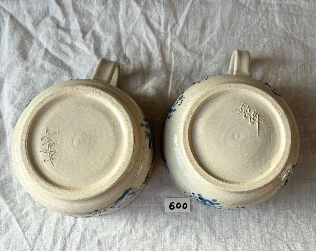 600 カップ、617小小皿、527ロック、590マグ　　合計４点