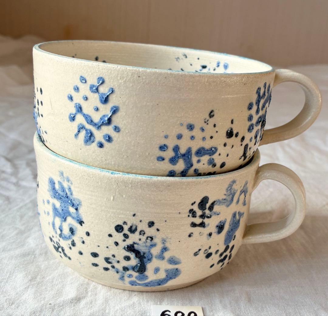 600 カップ、617小小皿、527ロック、590マグ　　合計４点