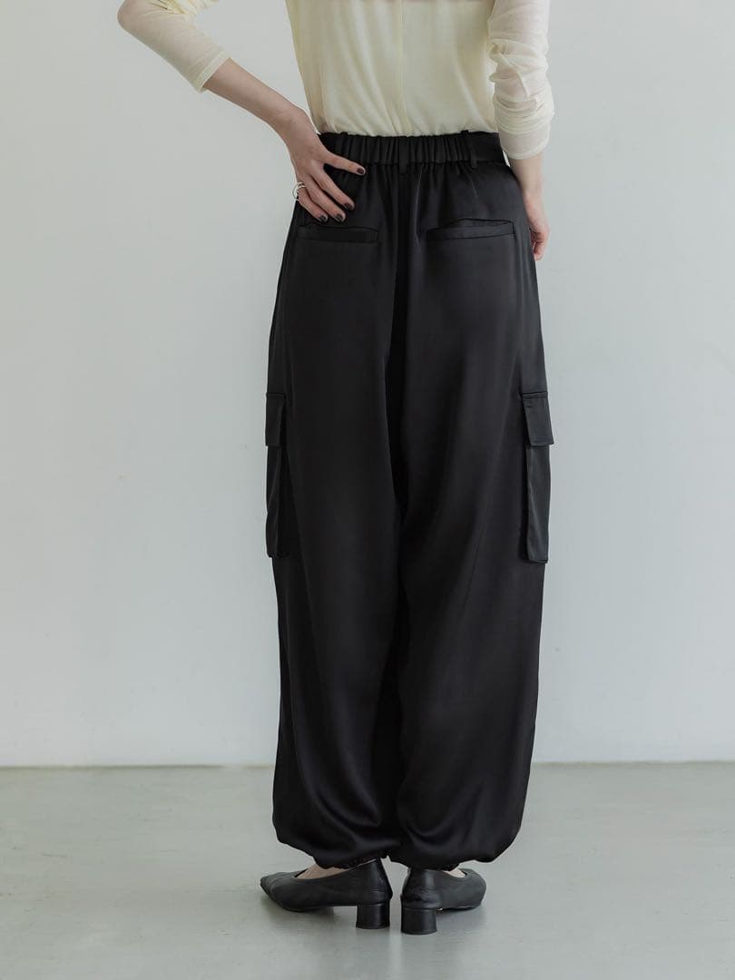 【新品】Crewre マットサテンカーゴパンツ サイズ1