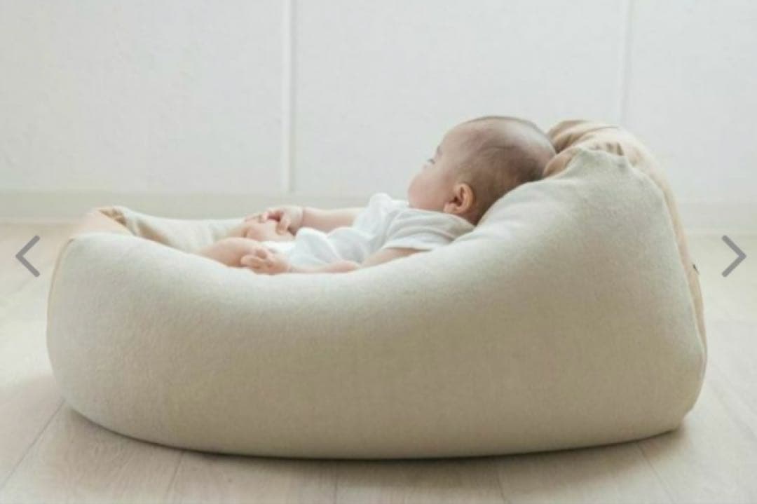 【美品】Cカーブ授乳ベッド おやすみたまご+ ママ代行ミルク屋さん セット