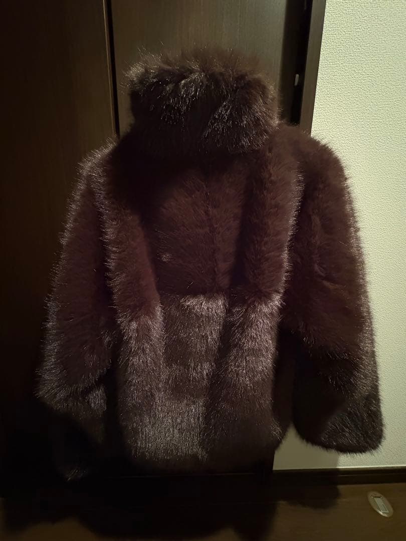 GAP×Sandy Liang ヴィーガンファーのハーフジッププルオーバー