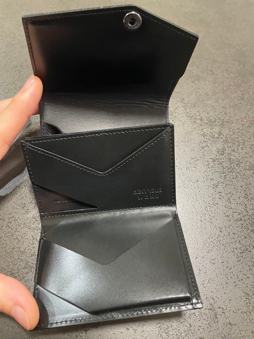 abrAsus いっぱい入る小さい財布　waku アブラサス　コラボ　ウォレット