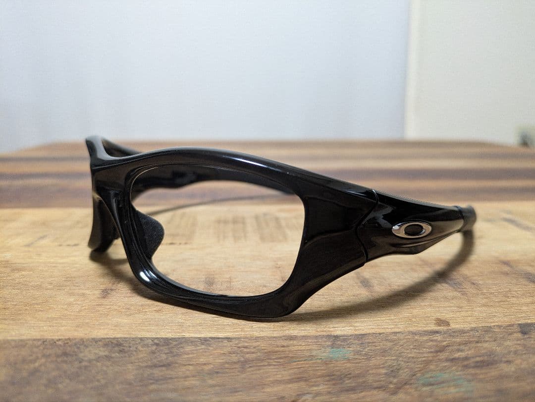 オークリー (Oakley) モデル名: ピットブル