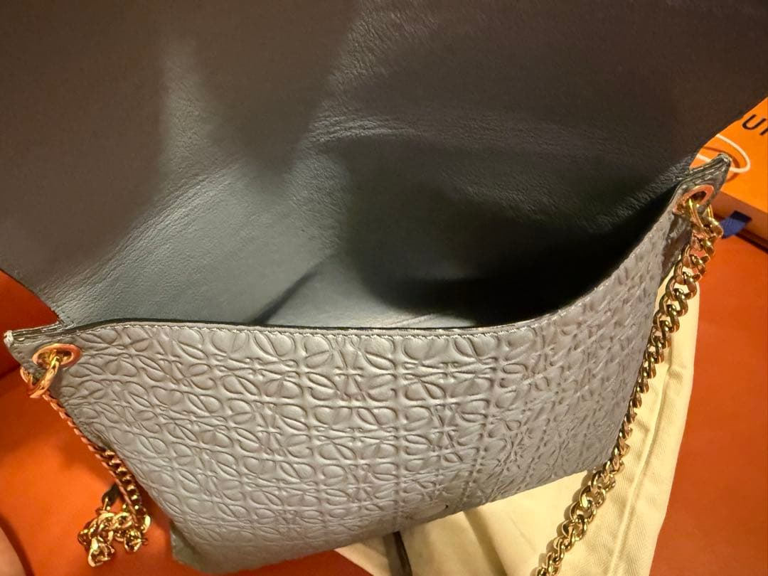 ロエベ　ショルダーバッグ