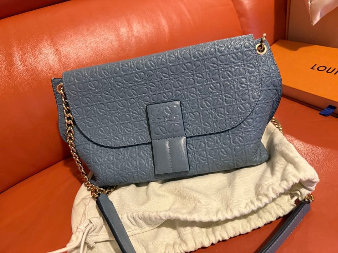 ロエベ　ショルダーバッグ