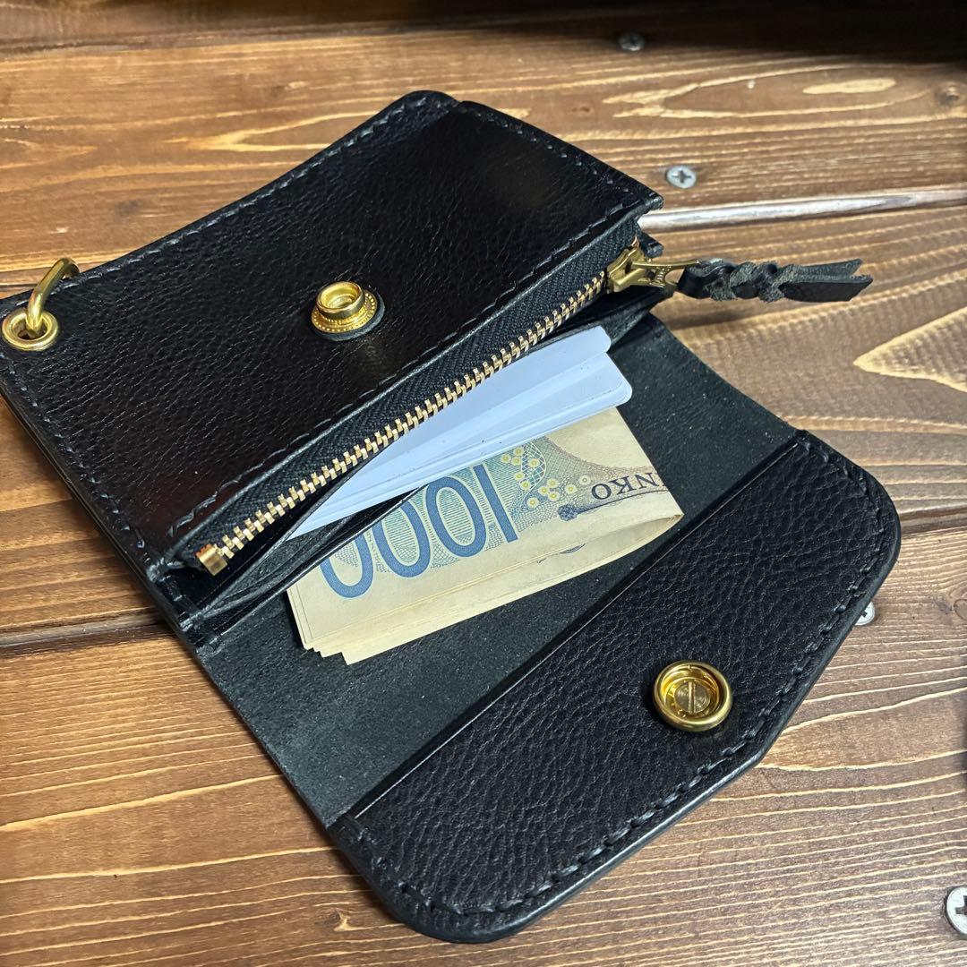 ショートトラッカーウォレット ネブラスカブラック　クロスボールコンチョ