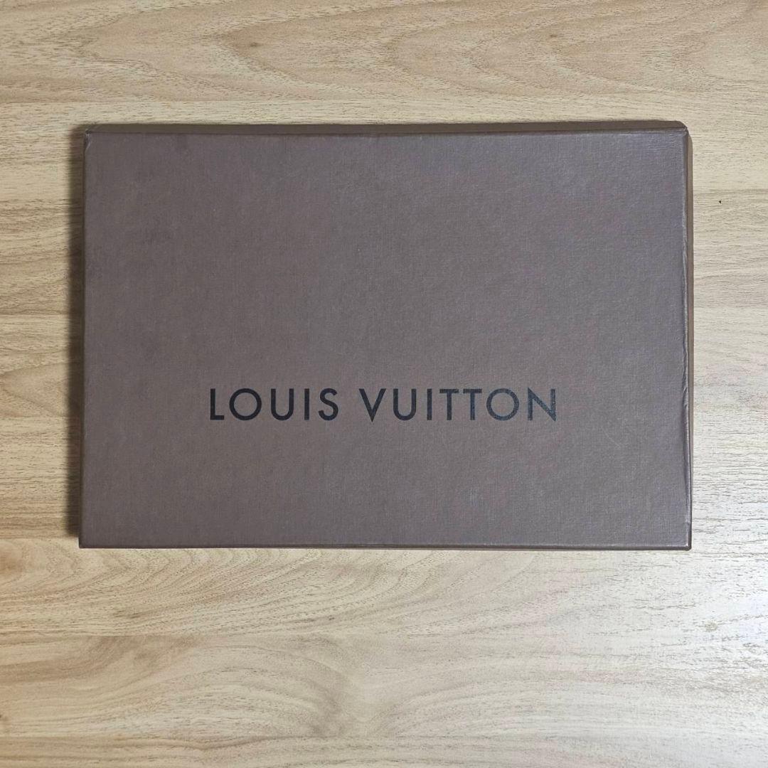 LOUIS VUITTON オリーブグリーン マフラー