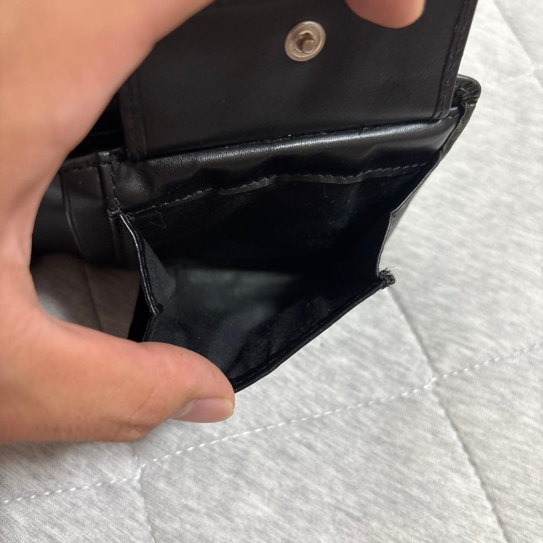 Diesel 二つ折り財布　箱付き　〔美品〕