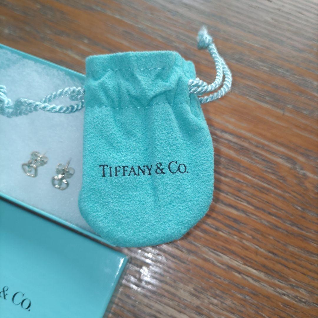 ティファニー ピアス シルバー りんご【箱・小袋付き】