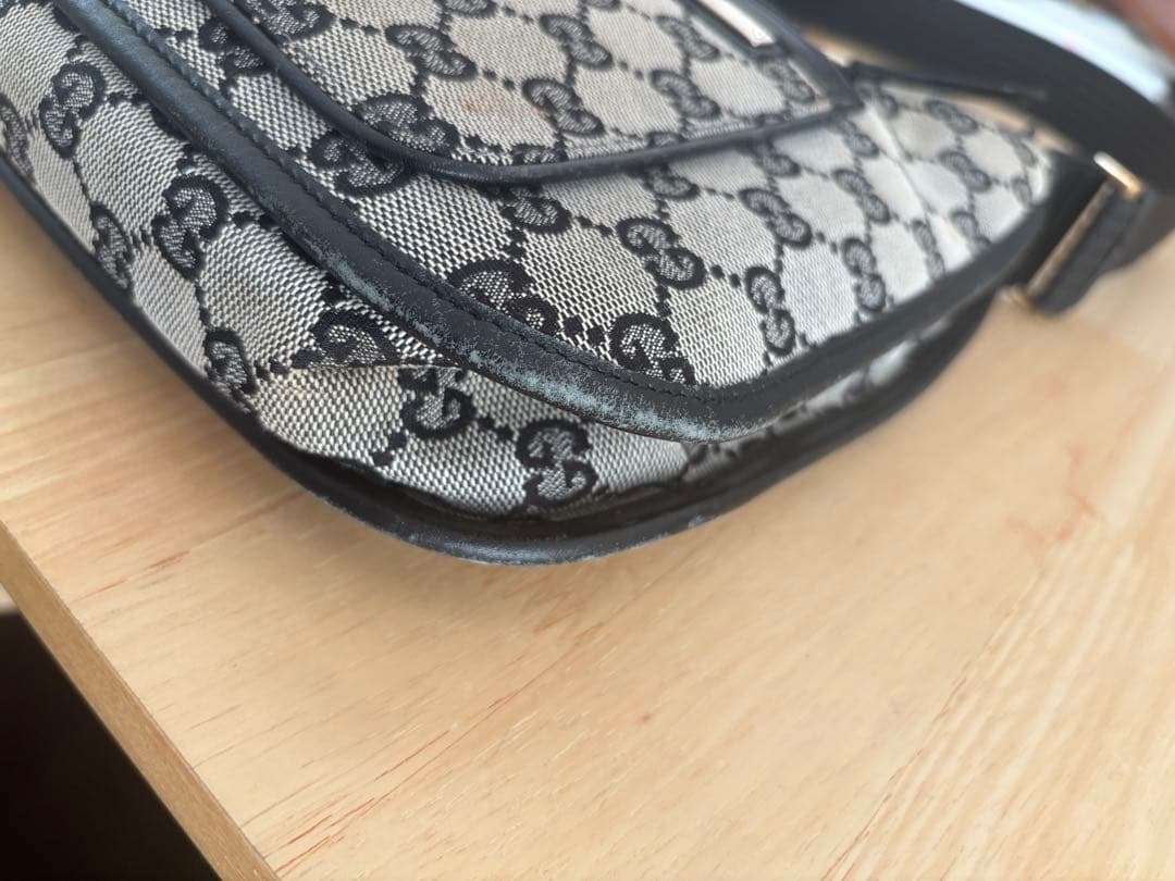 GUCCI GG柄 ショルダーバッグ ワンショルダーショルダーバッグ GG