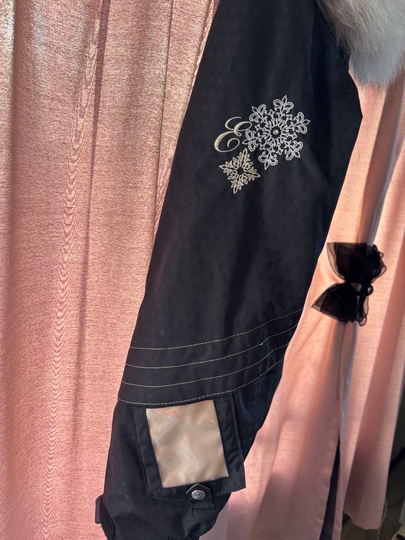 スノボジャケット、スキーウェアellesse ジャケット ＆BURTONパンツ