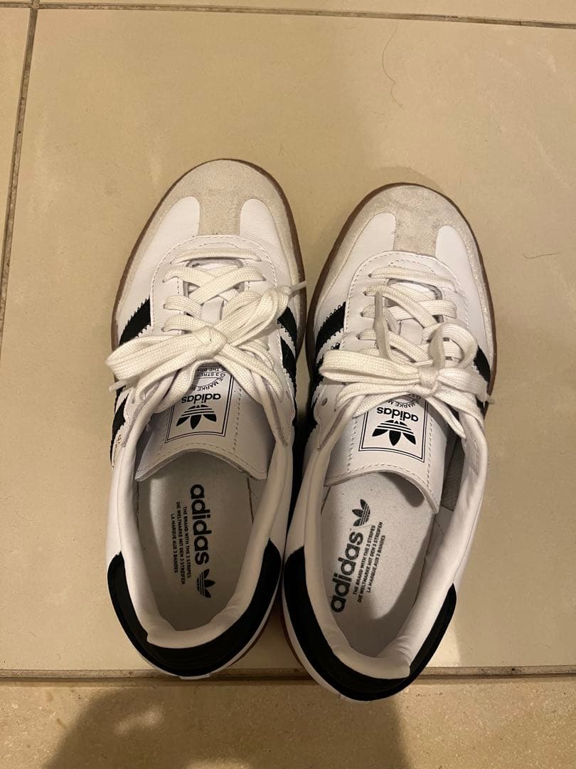 adidas　サンベイ　23.5 美品