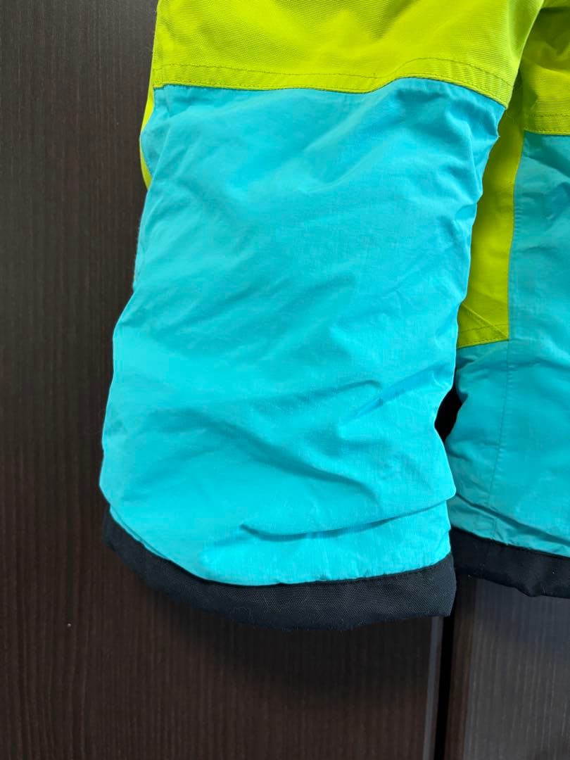 美品♡ Burton 子ども用スキーウェア 2T♡90〜