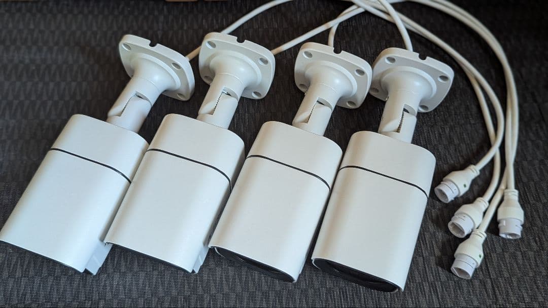 A-ZONE 800万画素 POE給電防犯カメラキット