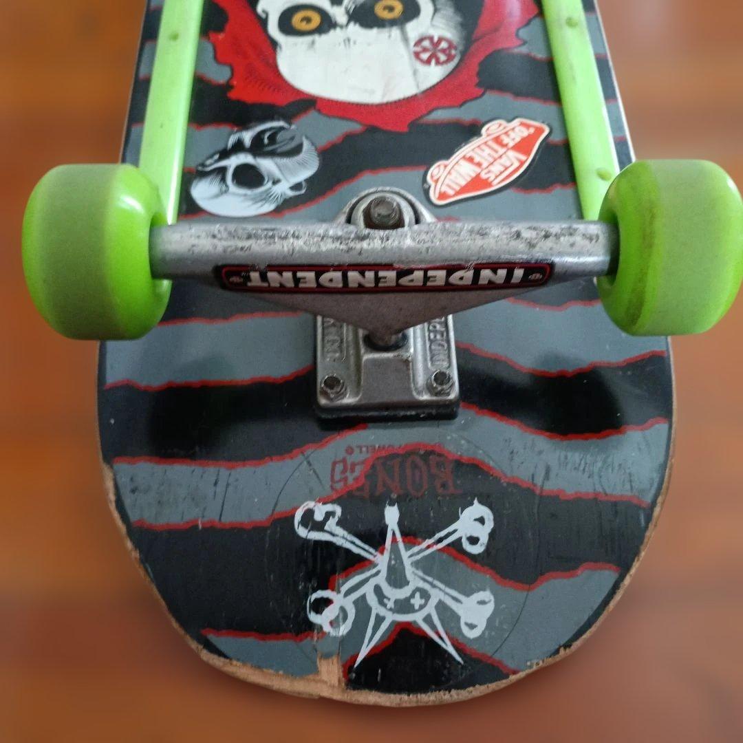 スケートボードコンプリート　パウエル