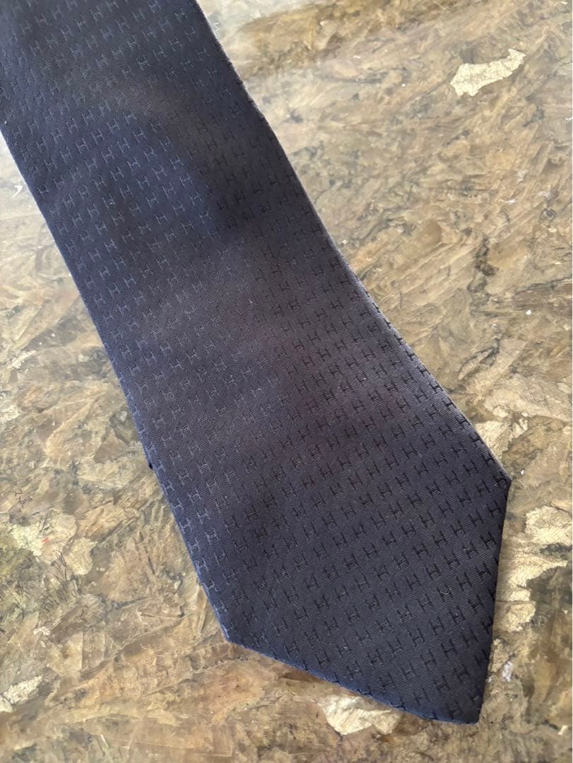 エルメス: ネクタイ　黒色