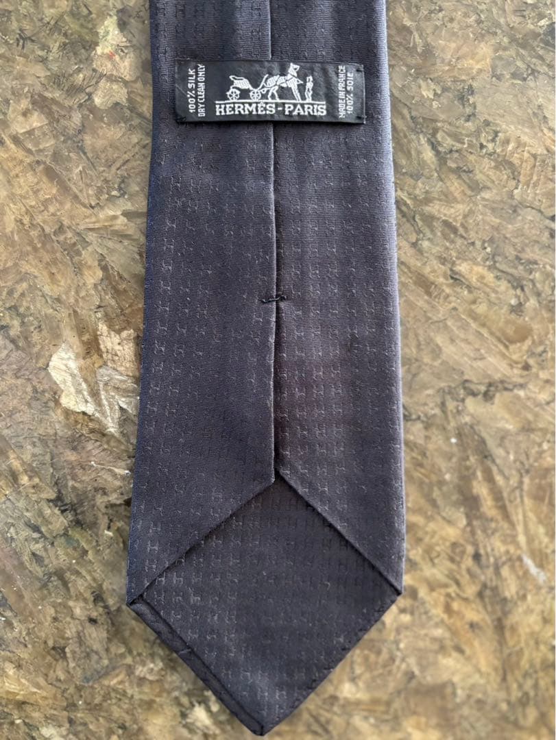 エルメス: ネクタイ　黒色