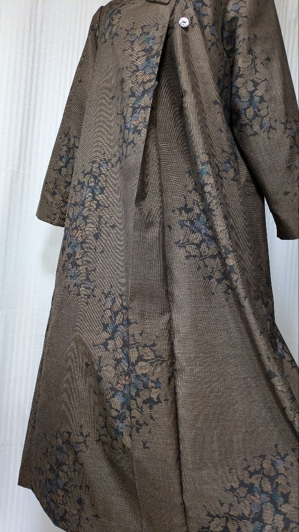 No241大島紬着物リメイク 7マルキ茶泥大島紬 重ね襟ワンピ被りタイプ