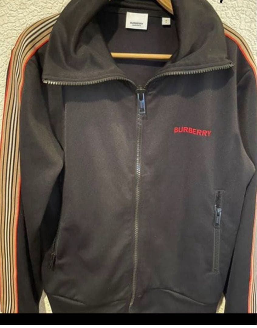 Burberry ジャージ　トップス