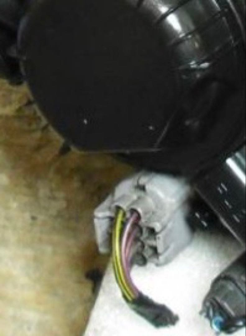 美品 GG GD インプレッサ 後期 鷹目 HID キセノン ヘッドライト左右