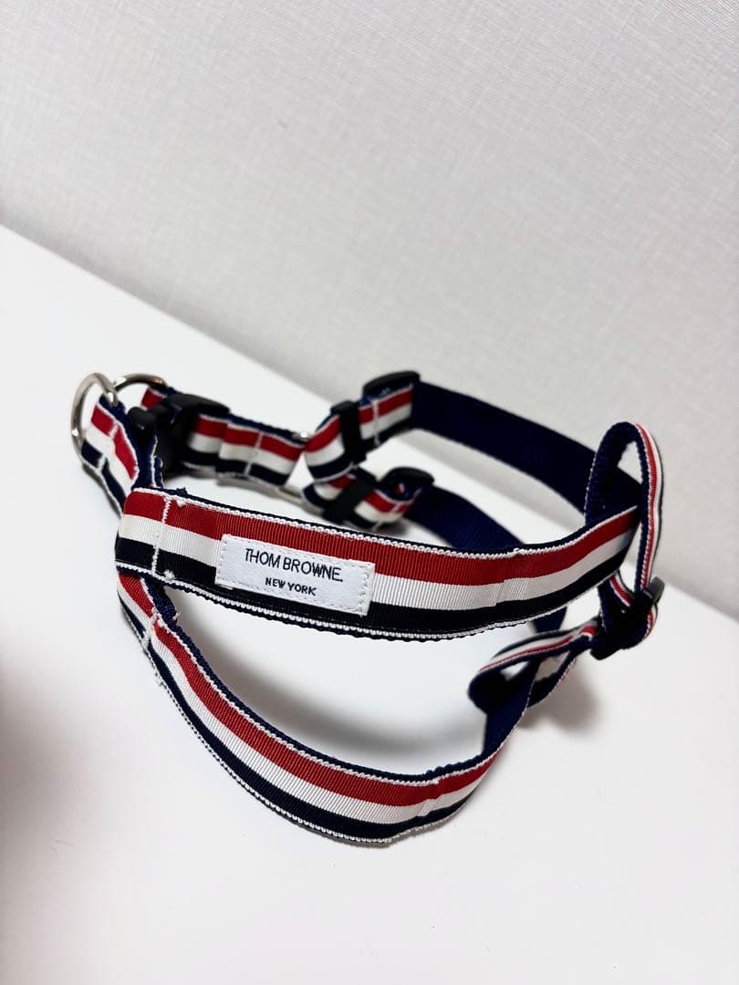 【THOM BROWNE】ドックハーネス 犬用 ペット用品 トリコロール S