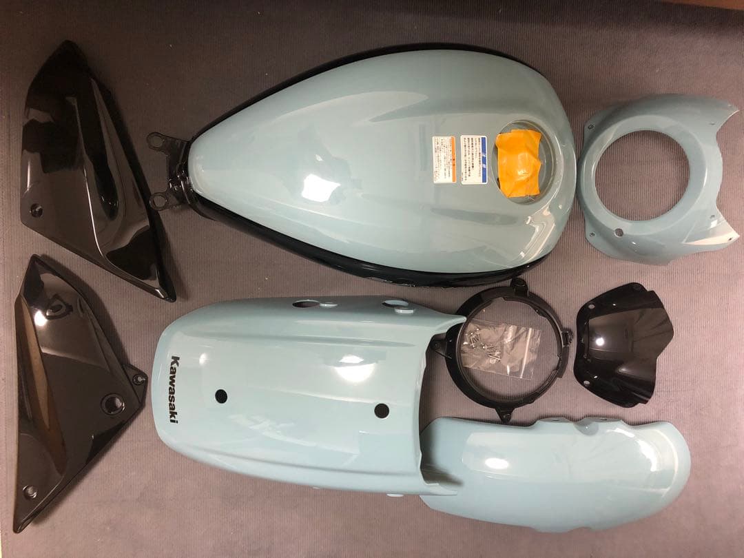 エリミネーター400SE新車外しタンクセット　ブルー×ブラック