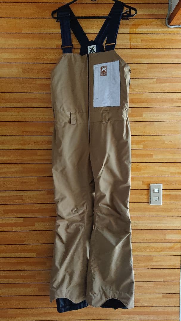 スノーボードビブパンツ