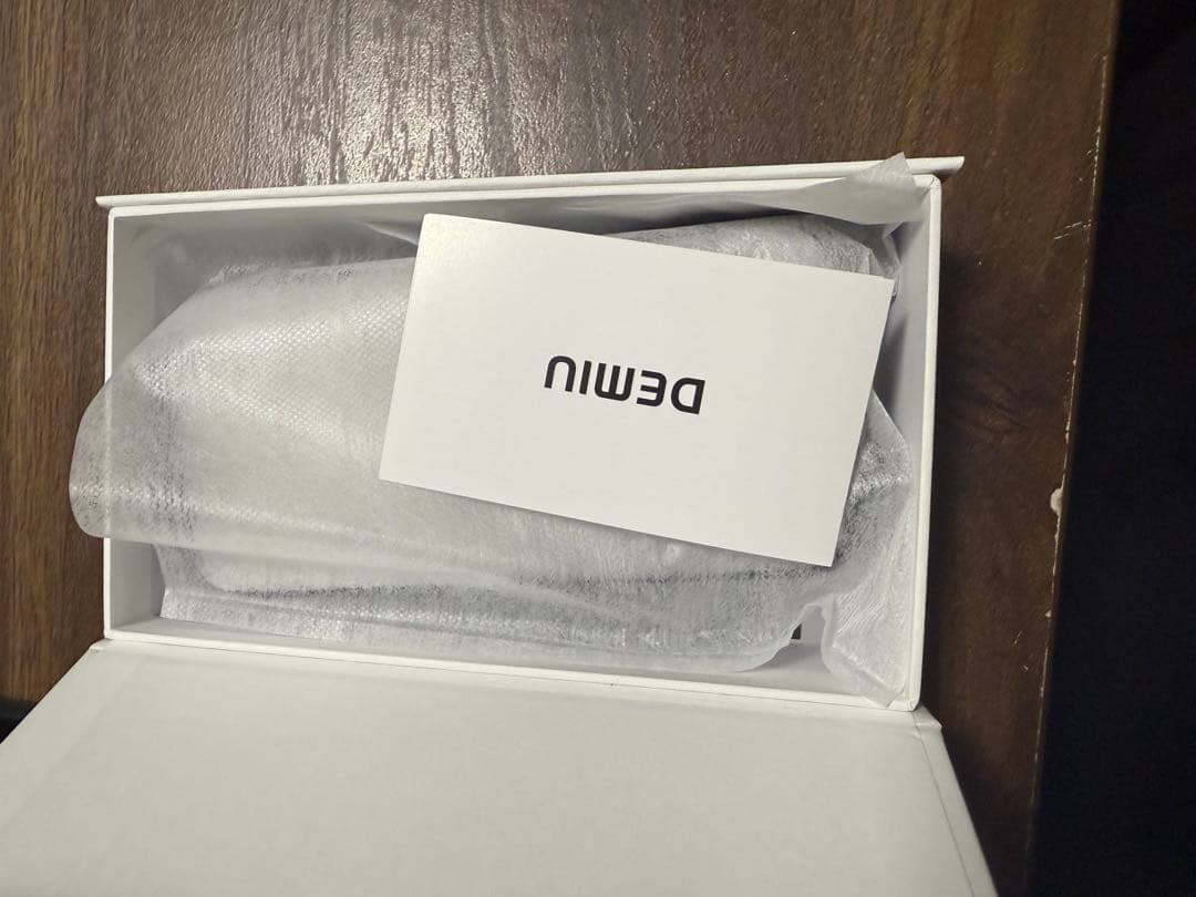 Demiu Ballon CinQ ブラック　iPhone16pro