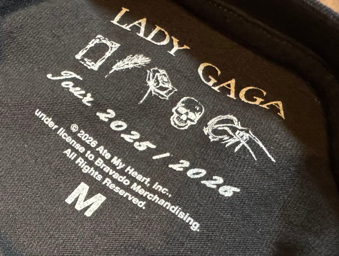 (新品)レディーガガ VIPGOLD 最前列 踊るか死ぬかTシャツ M〜最安値〜