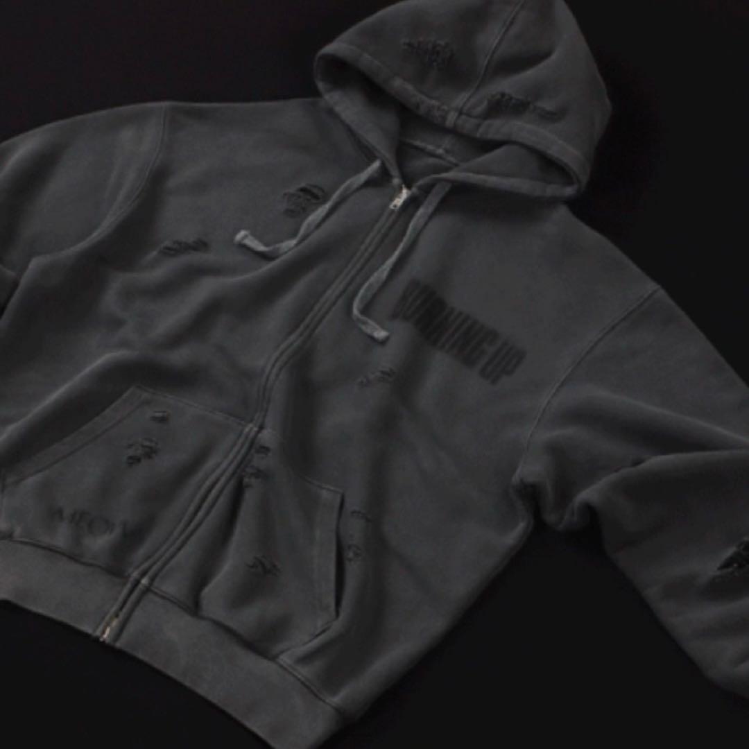 meovv ミャオ burning up パーカー 新品未開封品 トレカなし