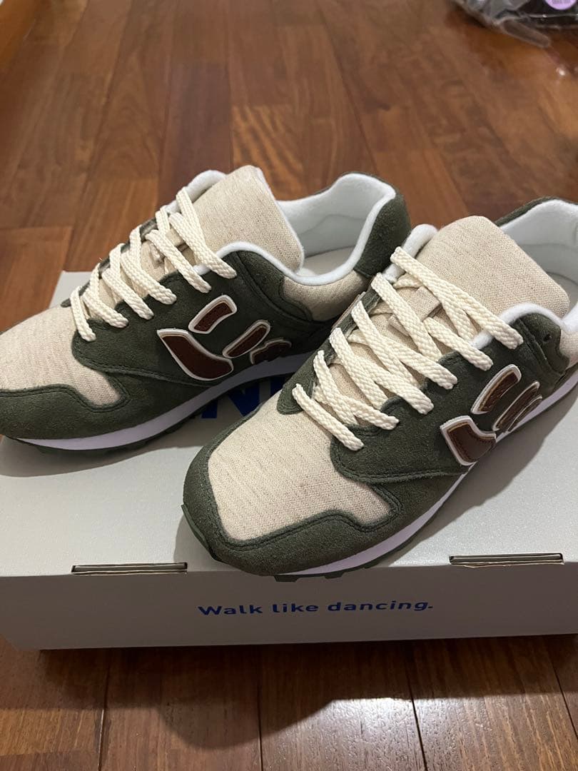 SANGACIO オリーブグリーン ベージュ スニーカー
