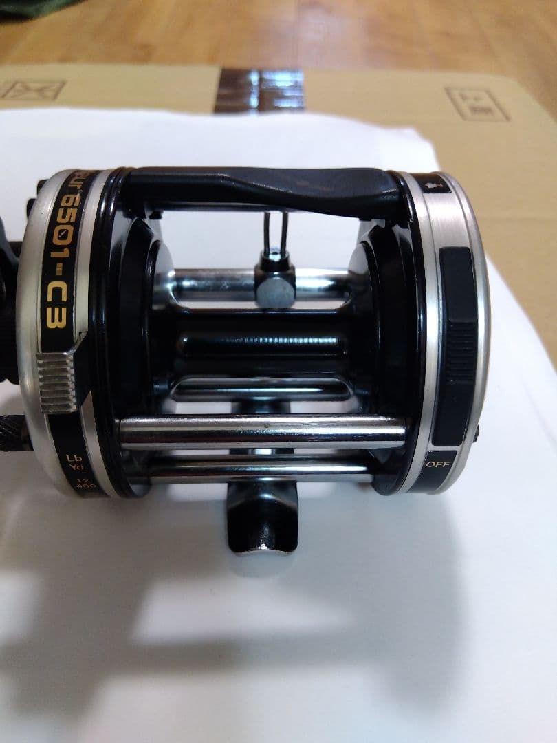 アブ　アンバサダー ベイトリール6501-C3【ハンドル替】【左巻用】