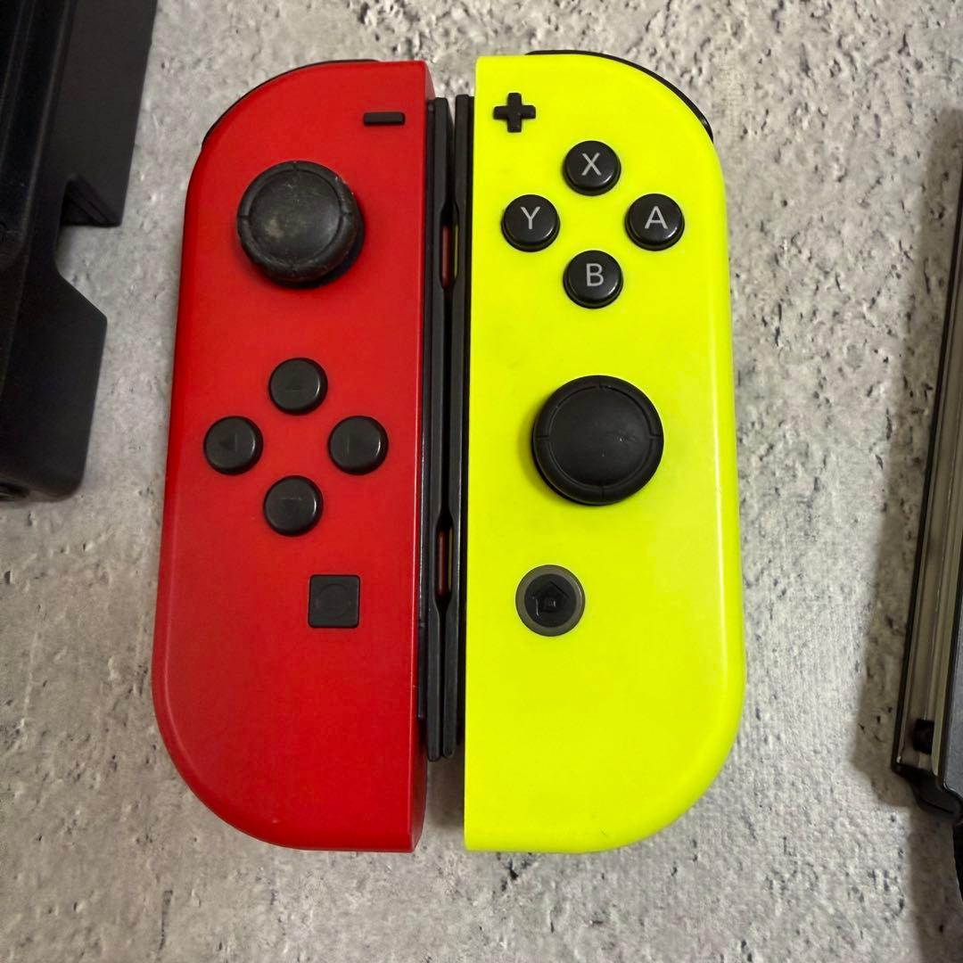Nintendo Switch 赤/青 本体 Joy-Con セット　スイッチ