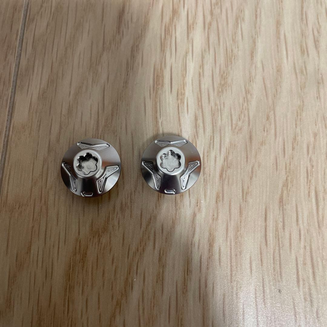 VARIAL p.c.d 87 ベイトリールハンドル