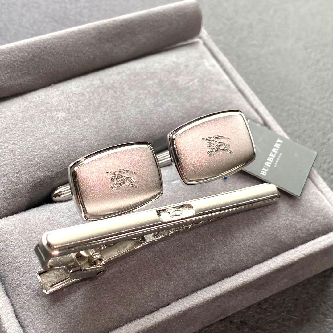 【未使用】Burberry Londonカフリンクス　ネクタイピン　２点セット
