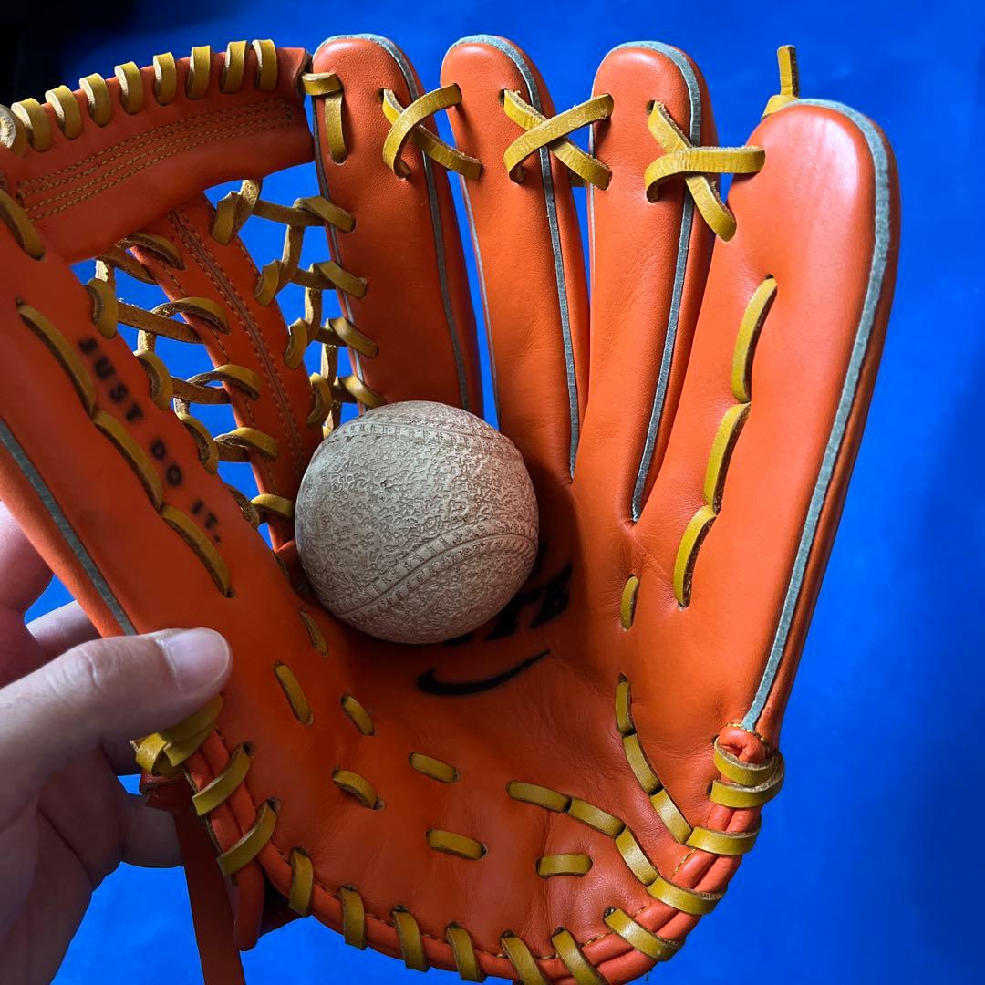 ナイキ　軟式外野用グローブ