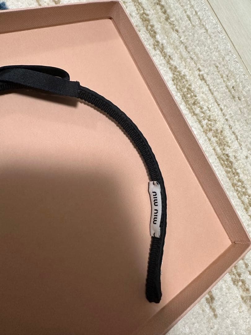 n*♥様 miu miu ブラック ヘアバンド リボン付き