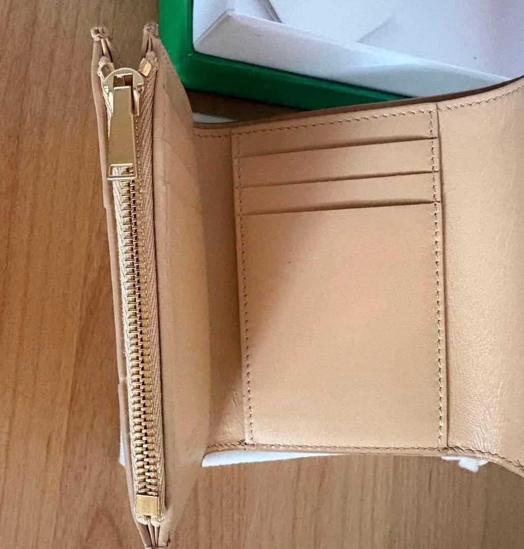 美品⭐️ BOTTEGA VENETA カセット三つ折り財布