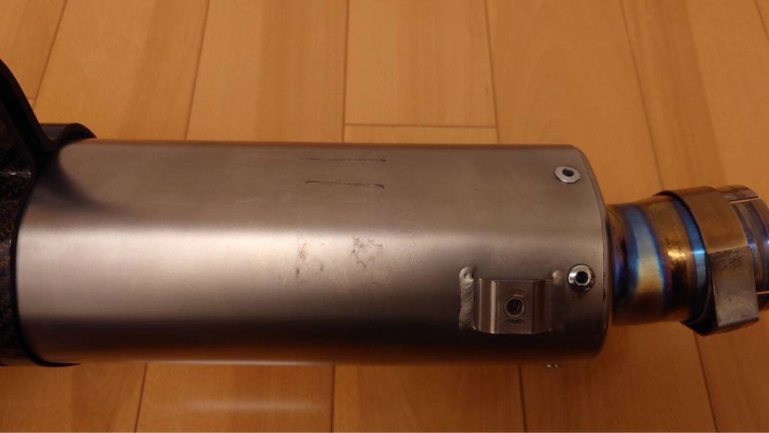 希少　2025 YZF-R1純正akrapovic サイレンサー プレスト