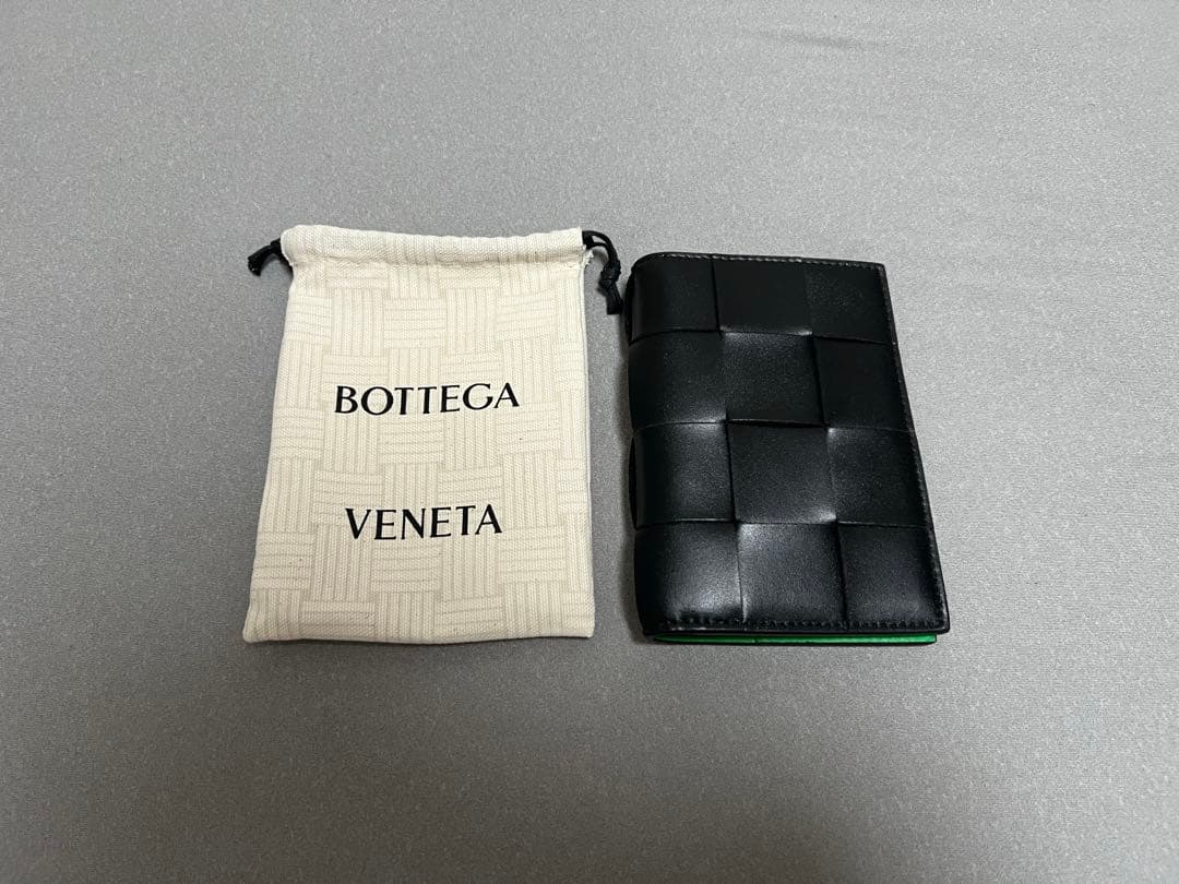 Bottega Veneta パスポートケース