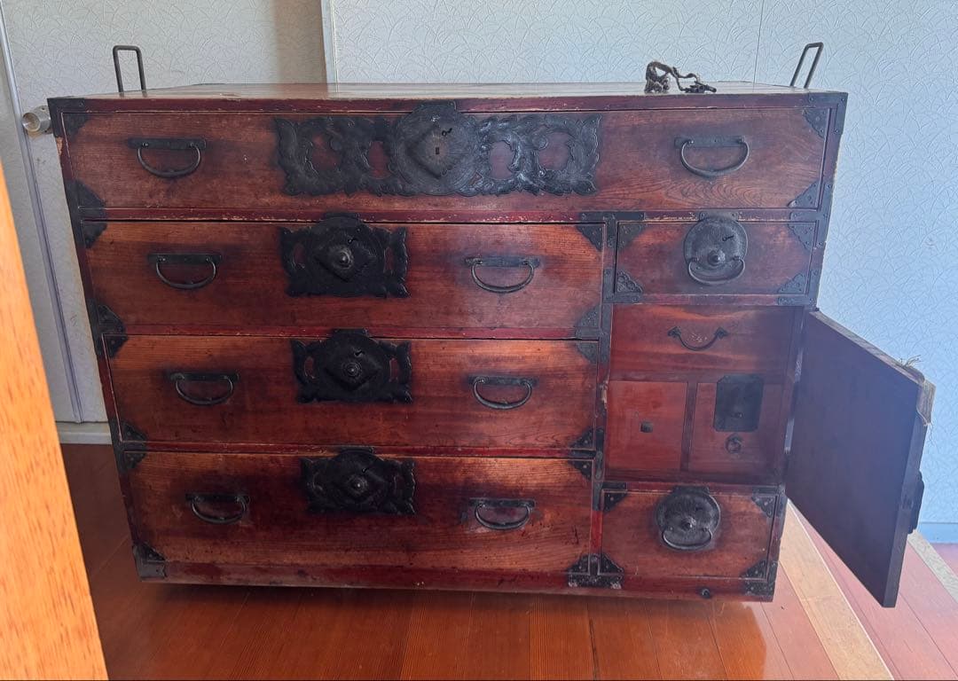 仙台箪笥　和箪笥　鍵付き　アンティーク　古道具　モダン家具　キャビネット